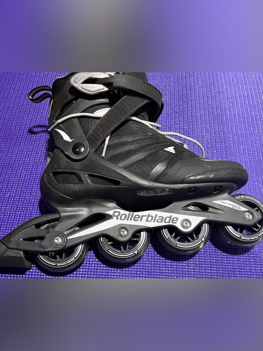 Rollerblade Men's Black Inline Skates - Secure Fit and Smooth Ride - Picture 2 of 5